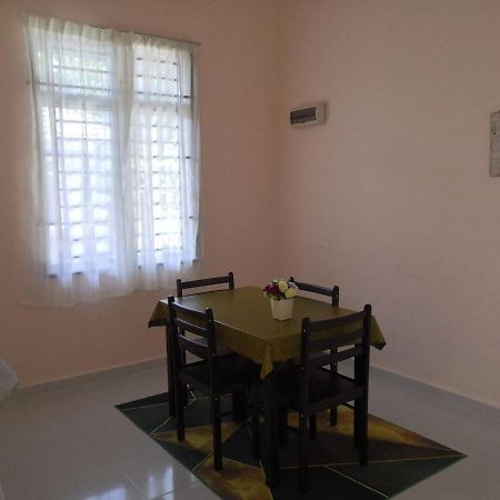 Ummi'S Homestay Besut Kampung Kuala Besut Exteriér fotografie