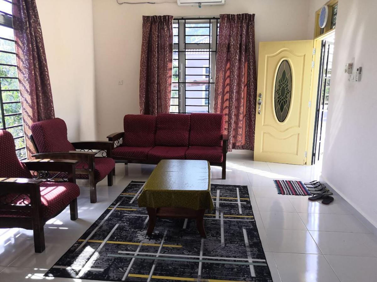 Ummi'S Homestay Besut Kampung Kuala Besut Exteriér fotografie