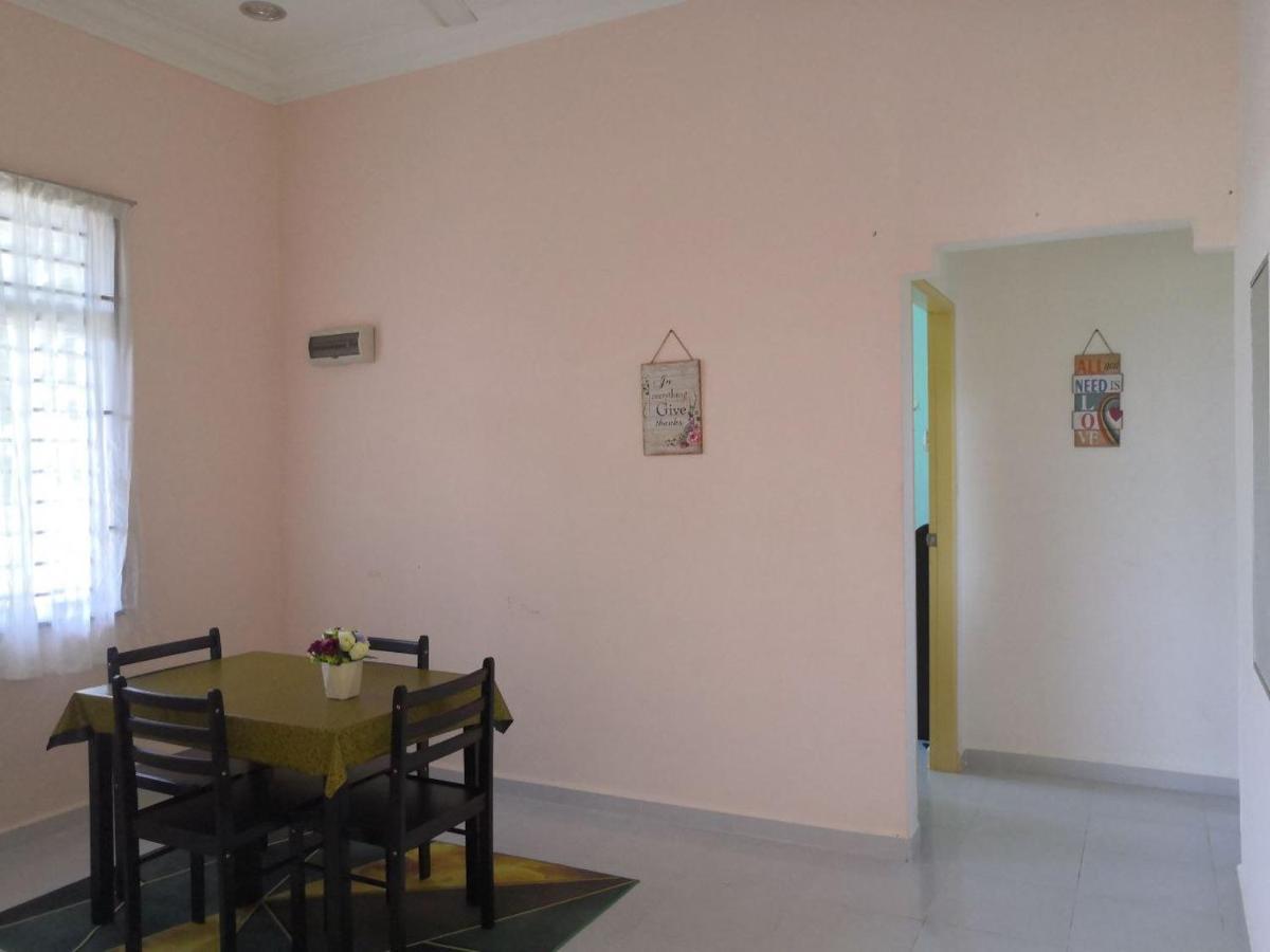 Ummi'S Homestay Besut Kampung Kuala Besut Exteriér fotografie